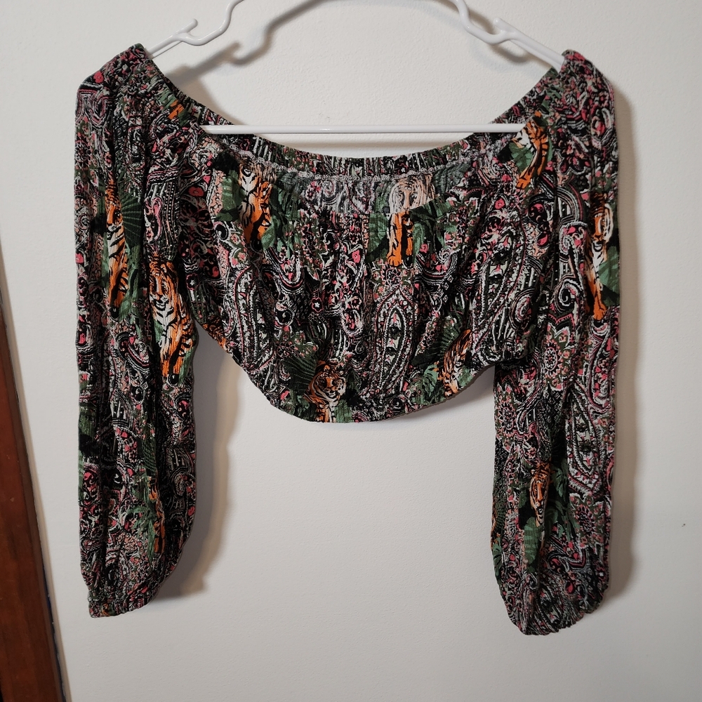 Crop top